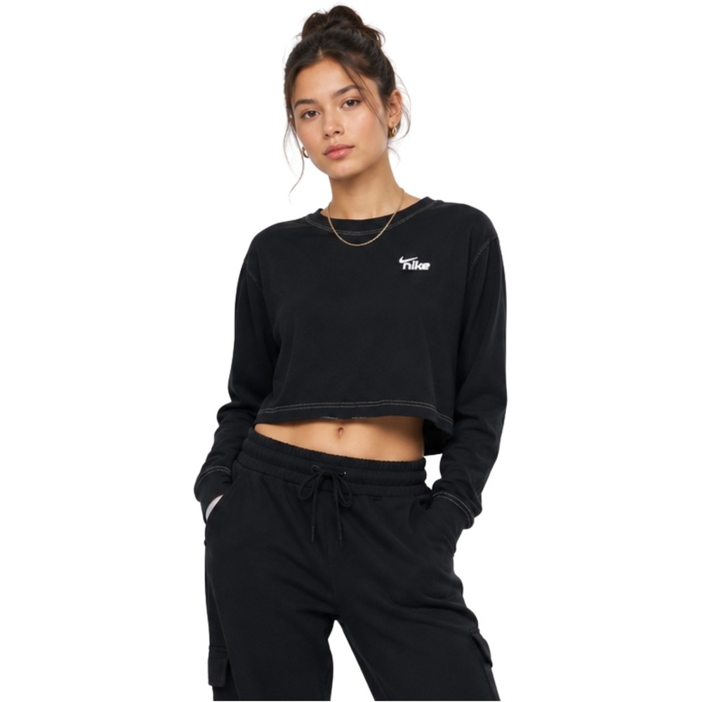 Nike Top Womens Medium Black Cropped Long Sleeve Tee Contrast Stitch Logo Sporty